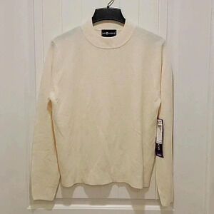 Sag Harbor Lightweight Cream Sweater Size Large